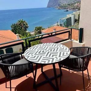 Ocean Cliffs Funchal (Madeira)